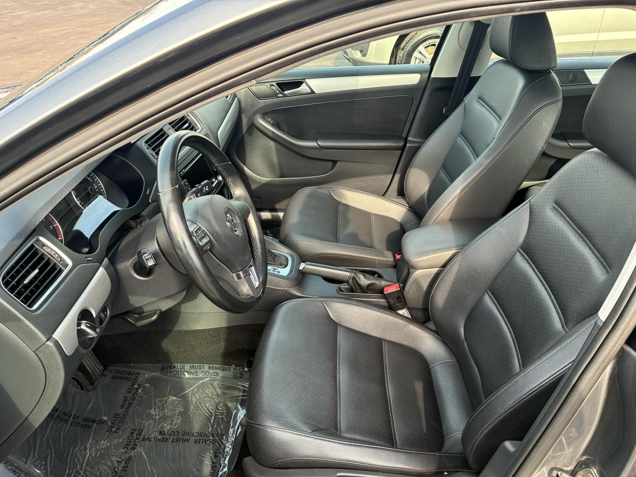 Volkswagen Jetta SE 2014