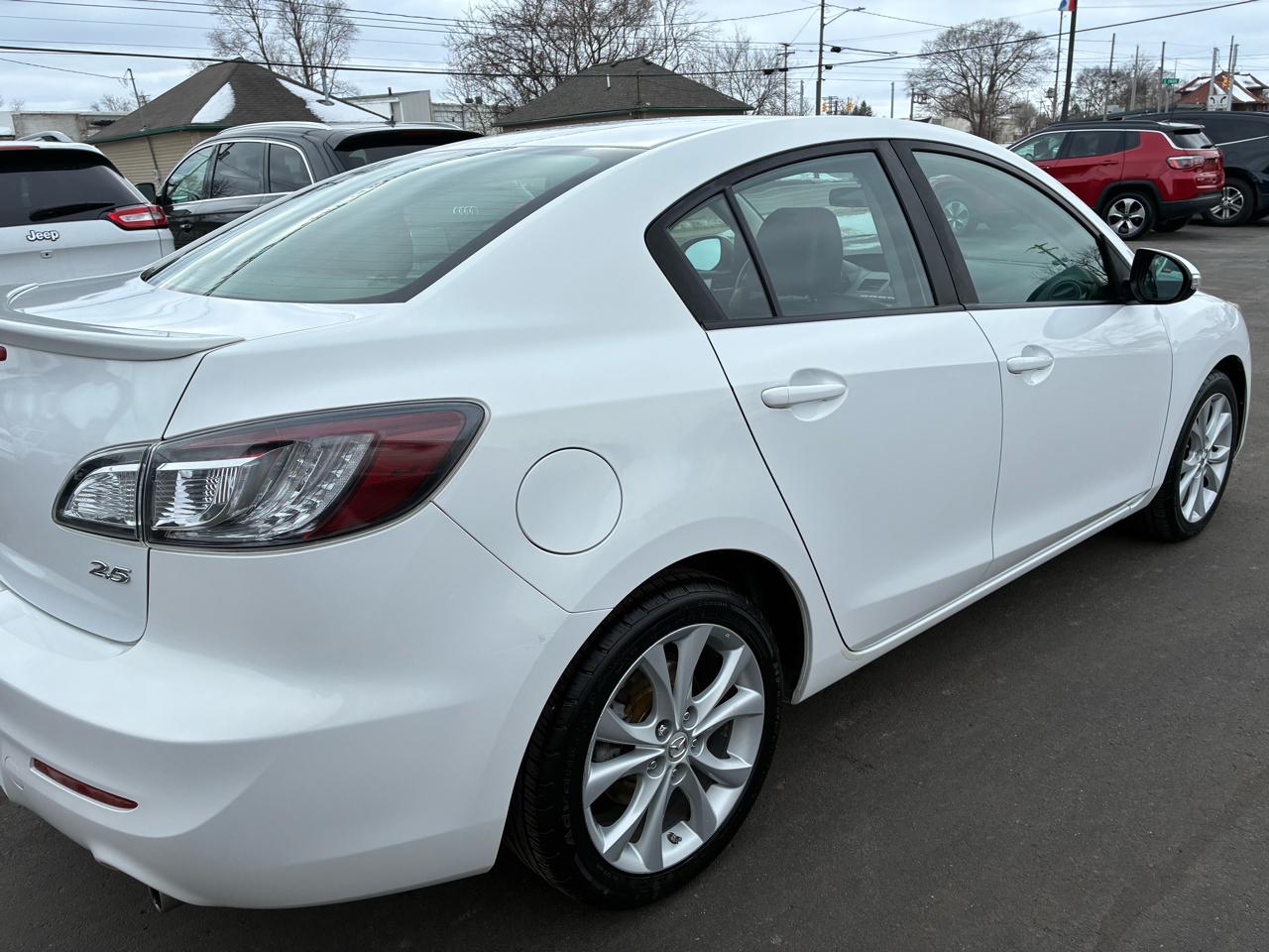 Mazda MAZDA3 s Grand Touring 4-Door 2010