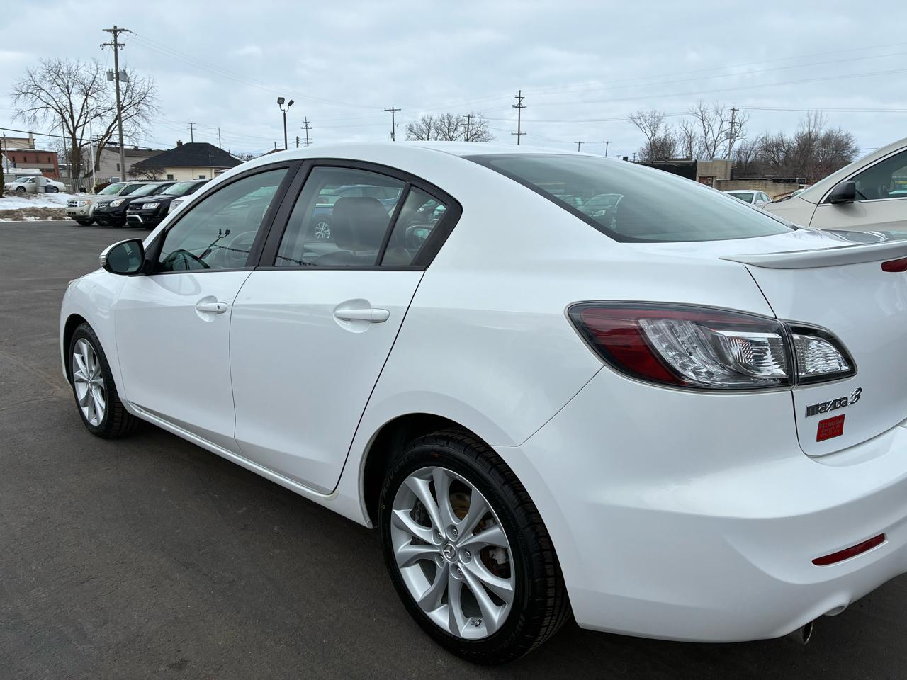 Mazda MAZDA3 s Grand Touring 4-Door 2010