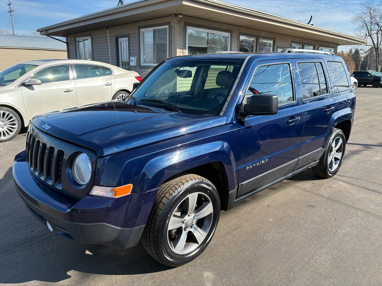 Jeep Patriot Latitude 2WD 2016