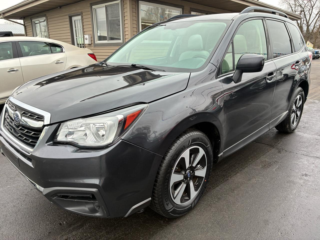 Subaru Forester 2.5i Premium PZEV CVT 2017