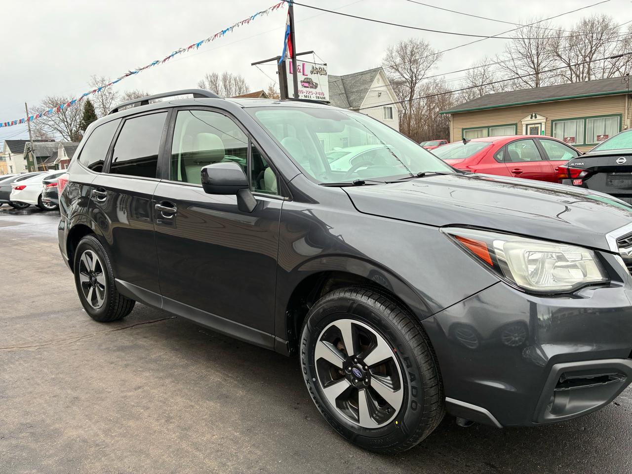 Subaru Forester 2.5i Premium PZEV CVT 2017
