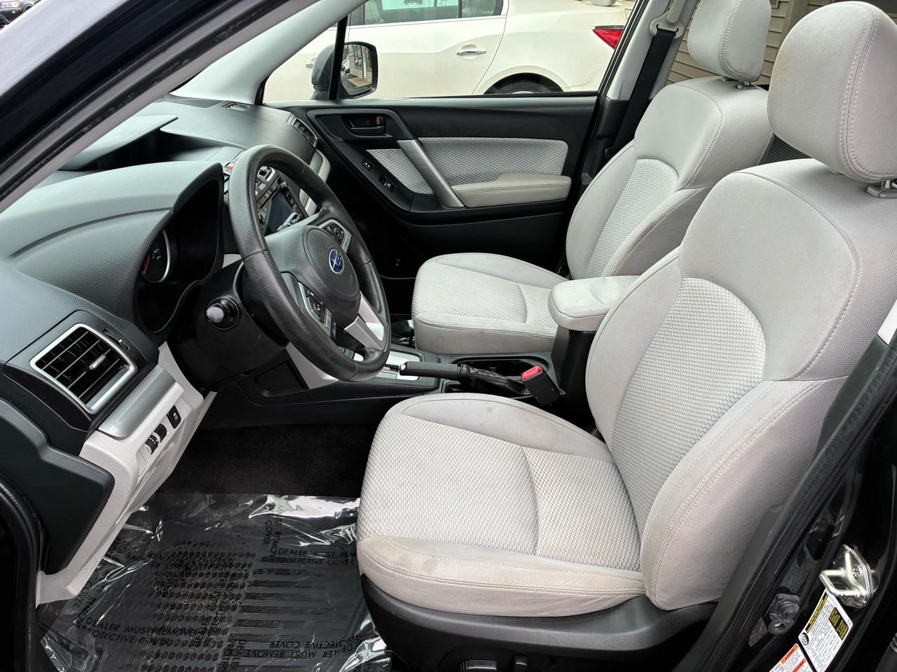 Subaru Forester 2.5i Premium PZEV CVT 2017