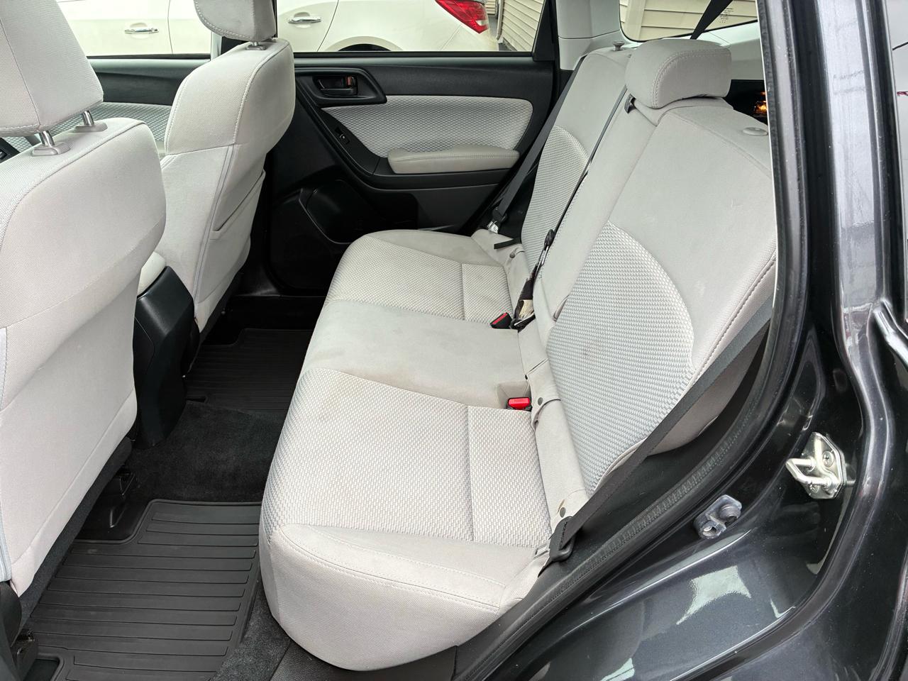 Subaru Forester 2.5i Premium PZEV CVT 2017