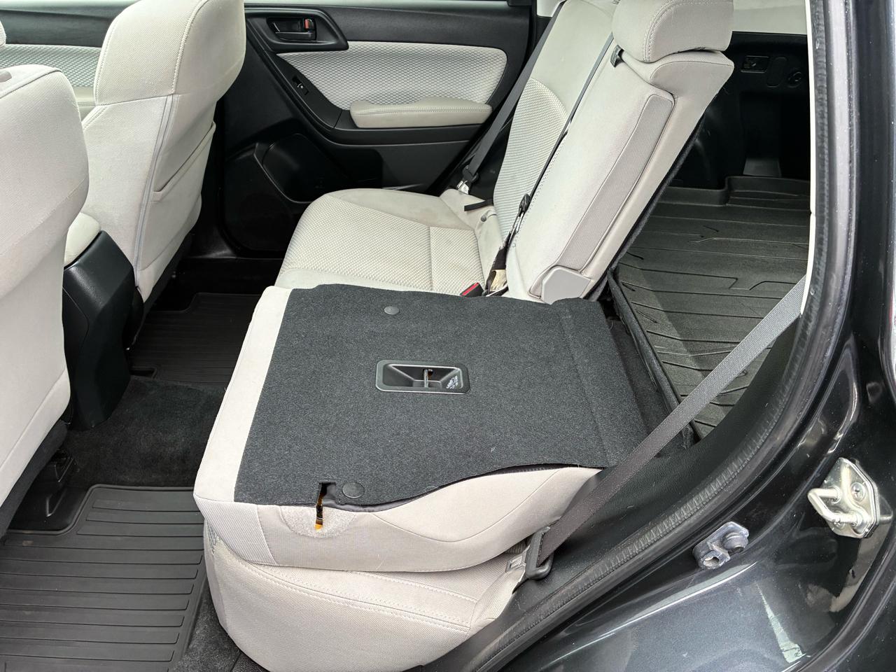 Subaru Forester 2.5i Premium PZEV CVT 2017