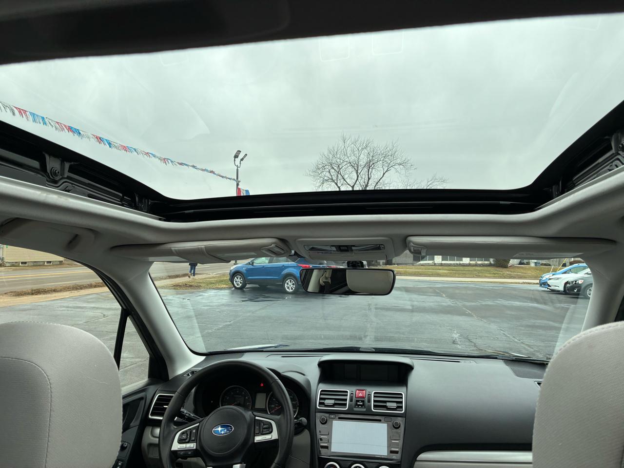 Subaru Forester 2.5i Premium PZEV CVT 2017