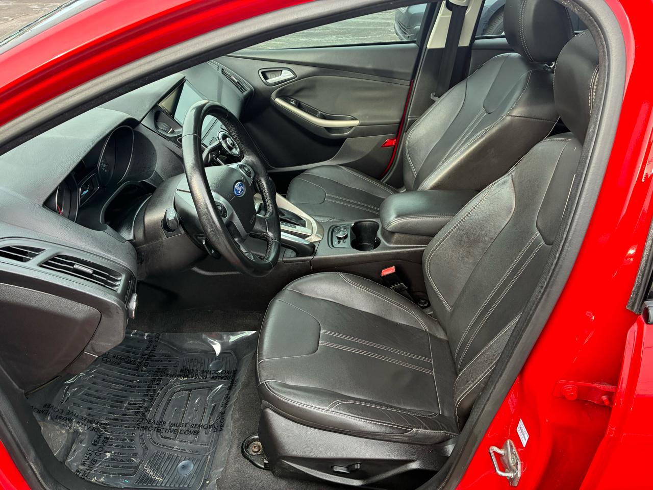 Ford Focus SEL Sedan 2012