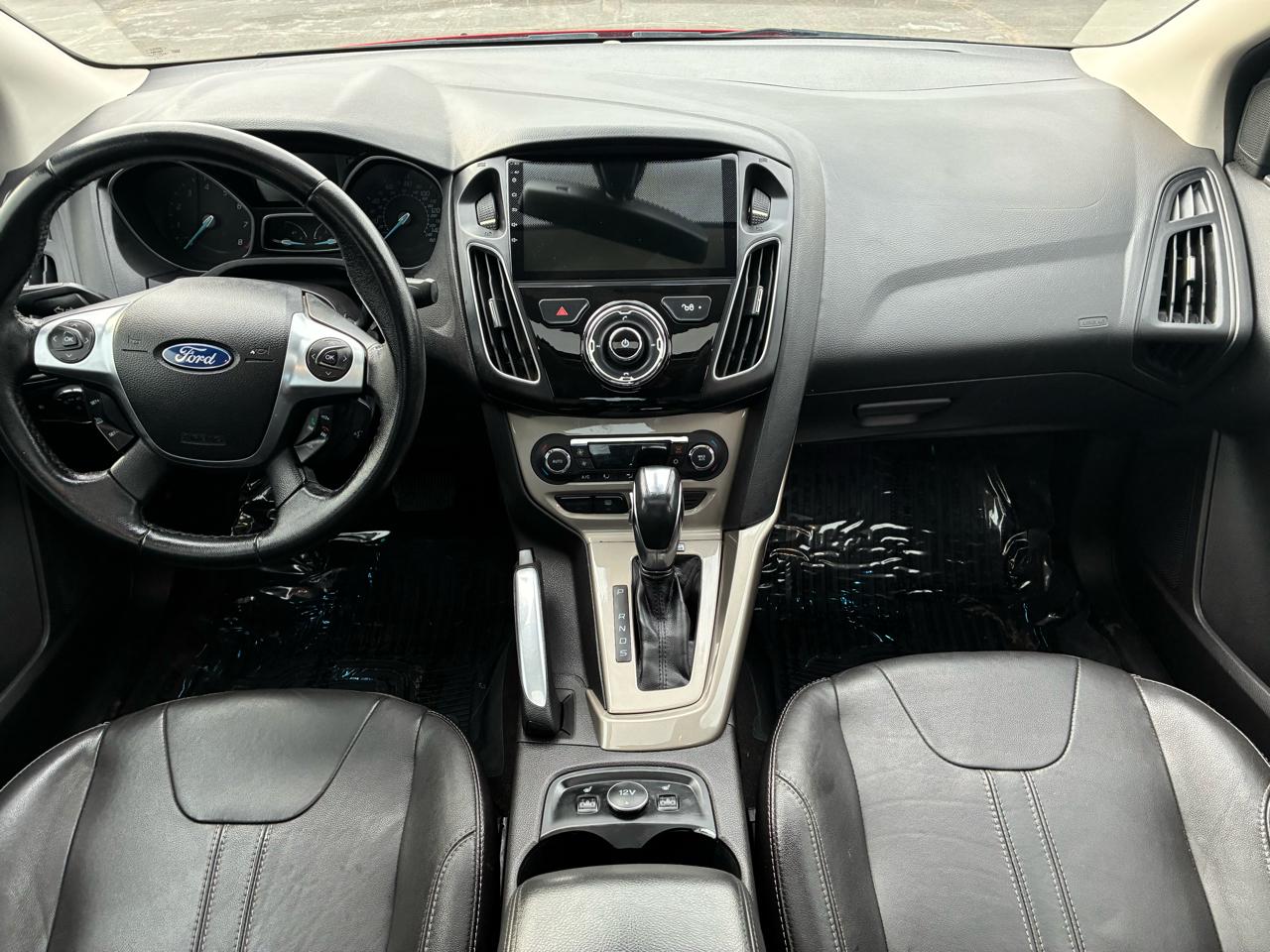 Ford Focus SEL Sedan 2012
