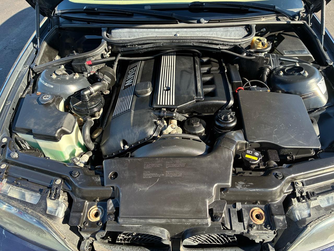 BMW 3-Series 325Ci coupe 2004