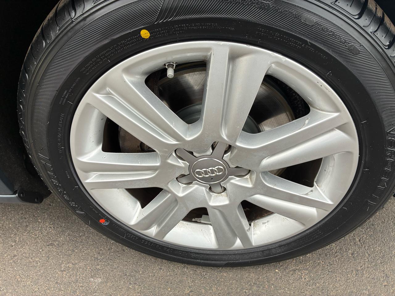 Audi A4 2.0 T Sedan FrontTrak Multitronic 2009