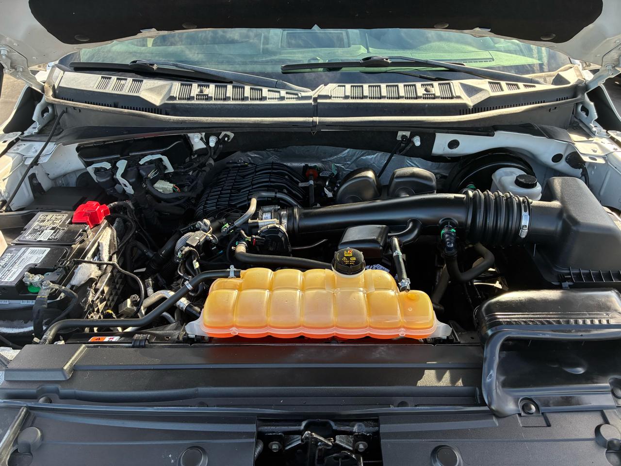 Ford F-150 Reg. Cab Long Bed 2WD 2018