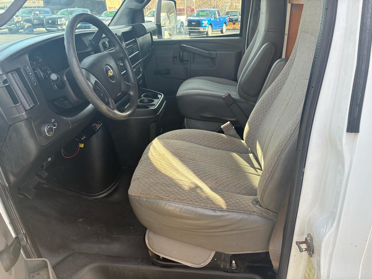 Chevrolet Express G3500 177" 2017