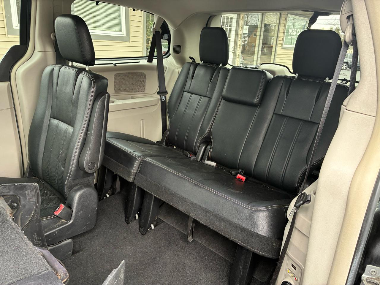 Chrysler Town & Country Touring-L 2016