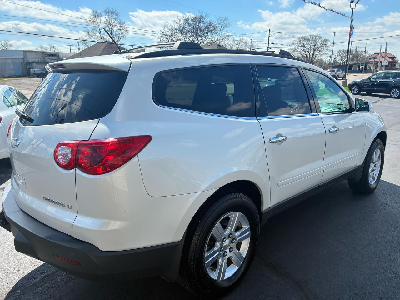 Chevrolet Traverse LT FWD 2011