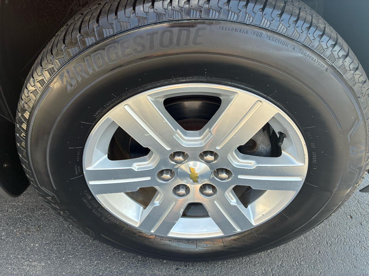 Chevrolet Traverse LT FWD 2011