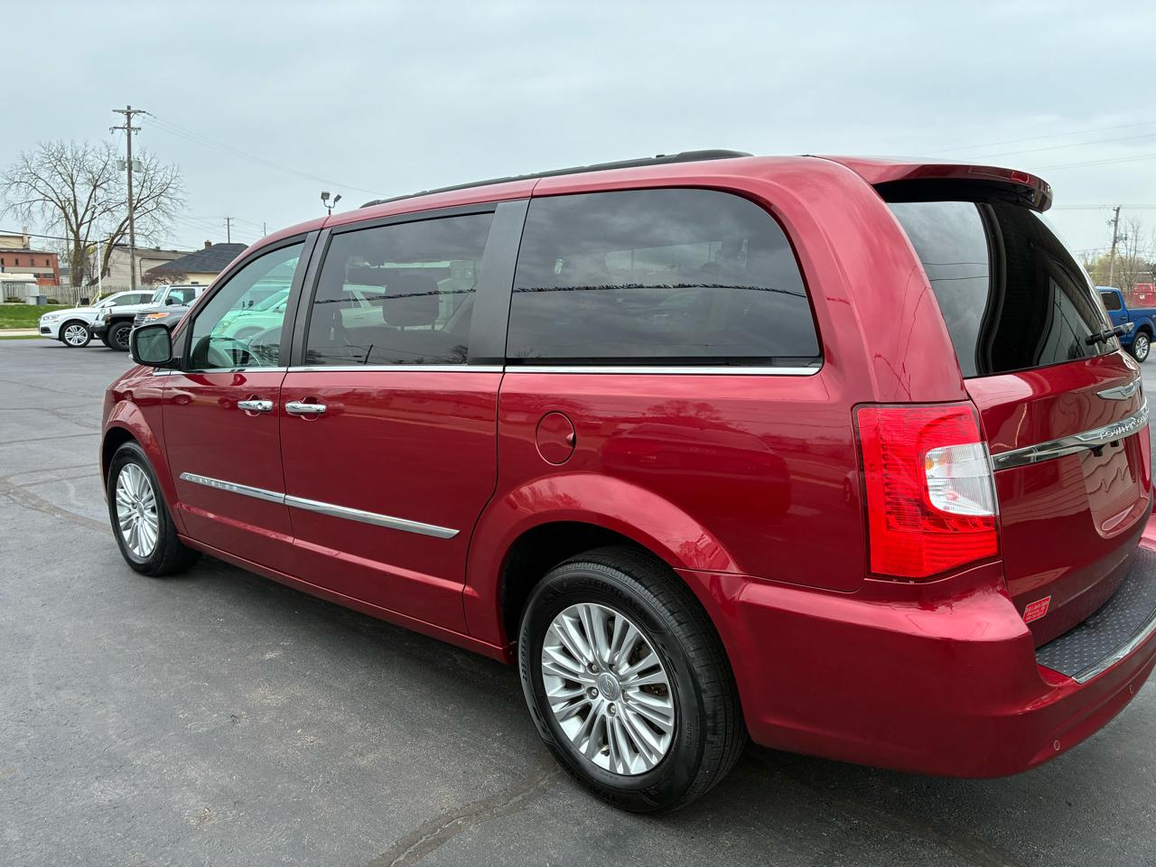 Chrysler Town & Country Touring-L 2015