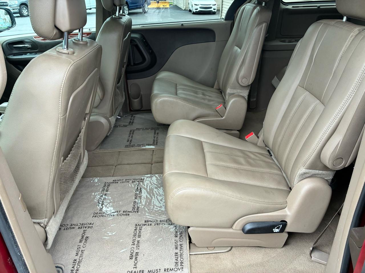 Chrysler Town & Country Touring-L 2015