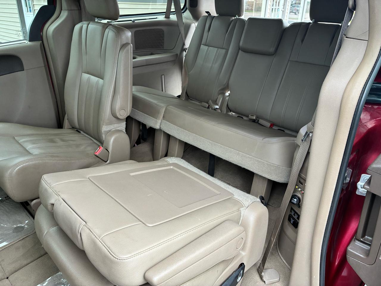 Chrysler Town & Country Touring-L 2015