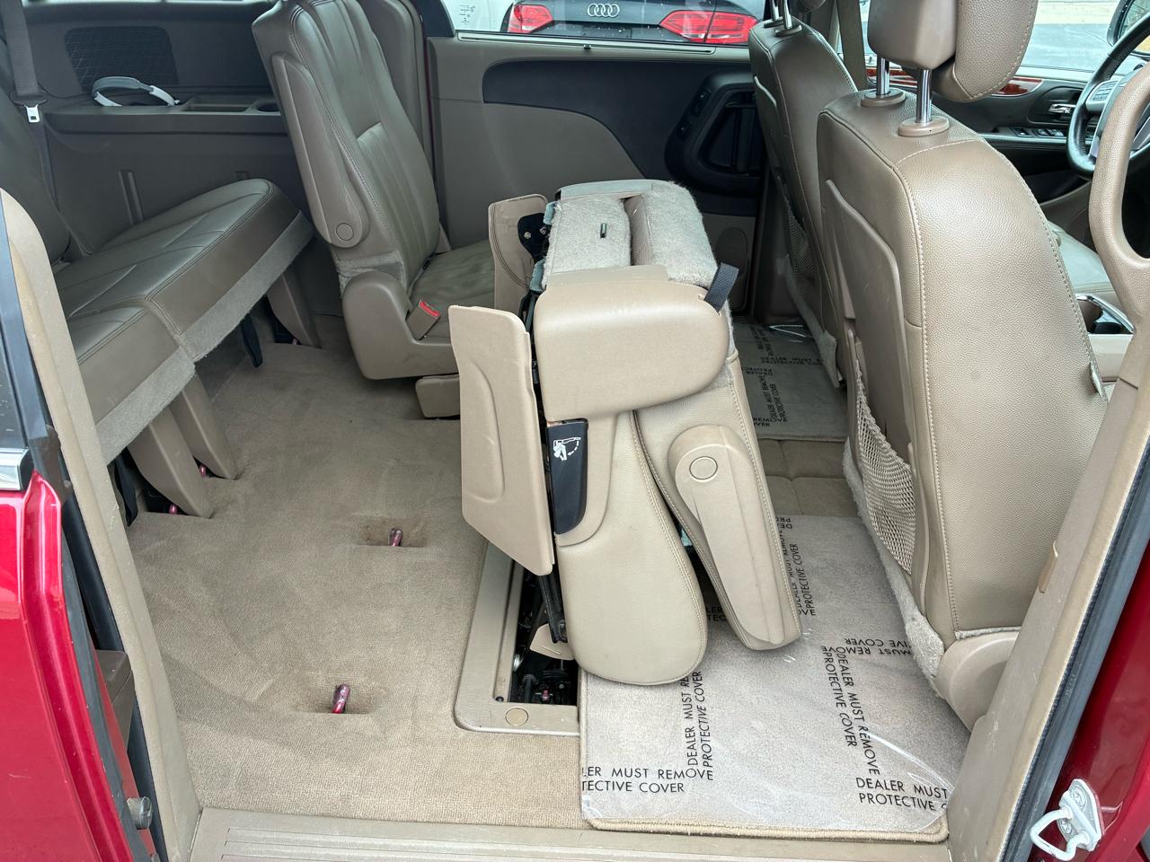 Chrysler Town & Country Touring-L 2015