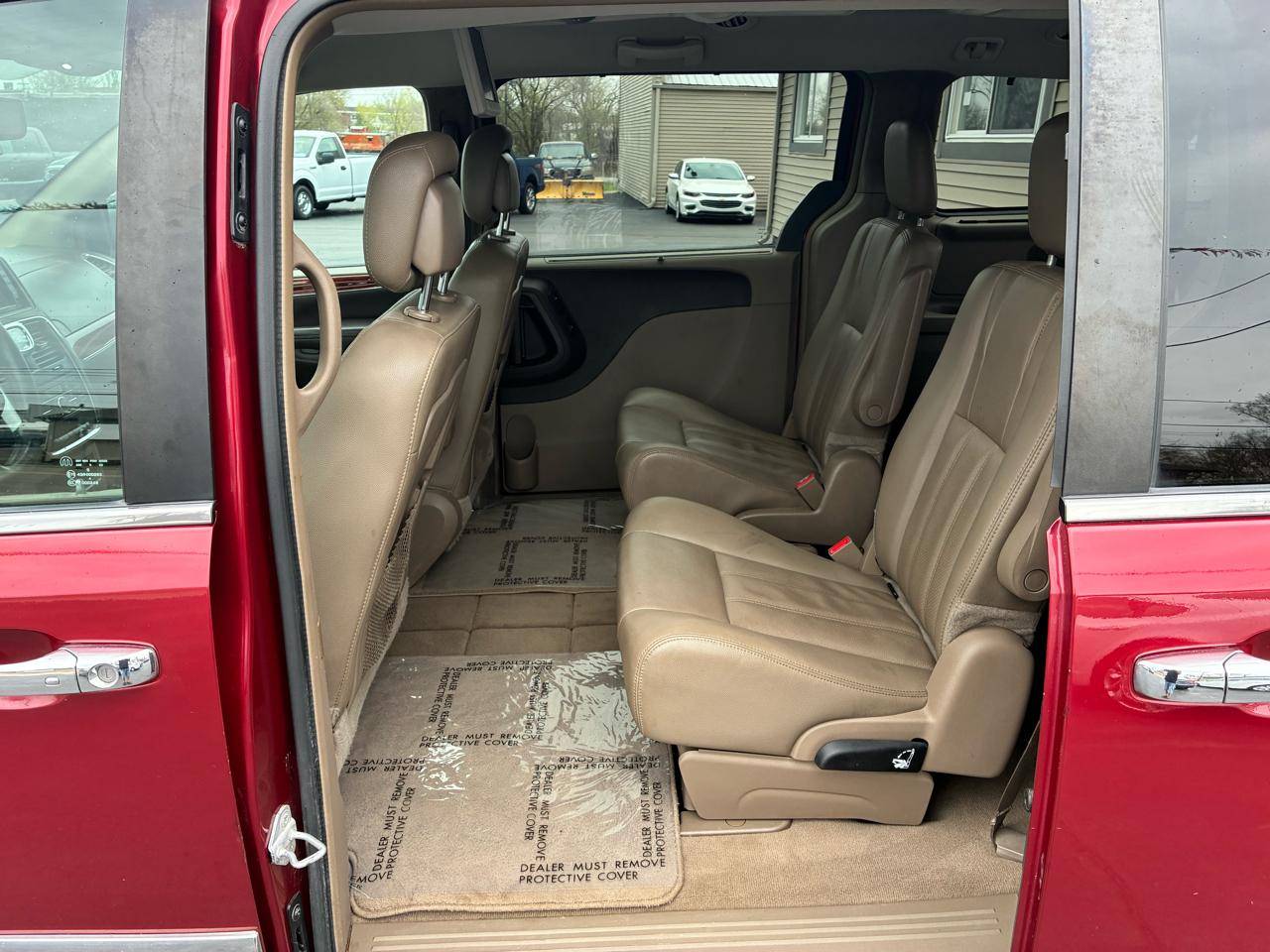 Chrysler Town & Country Touring-L 2015