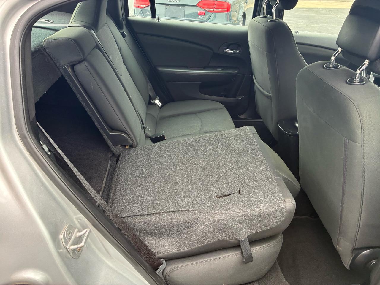 Chrysler 200 Touring 2012