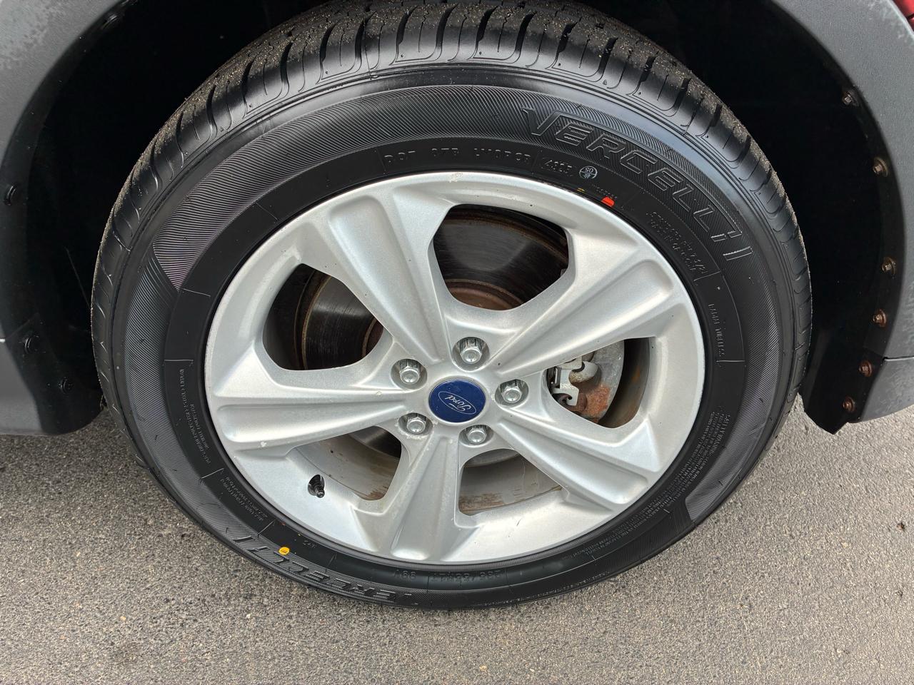 Ford Escape SE 4WD 2016