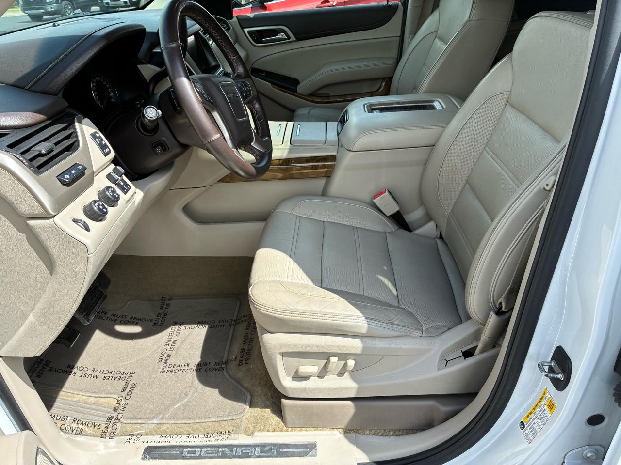 GMC Yukon XL Denali 4WD 2017