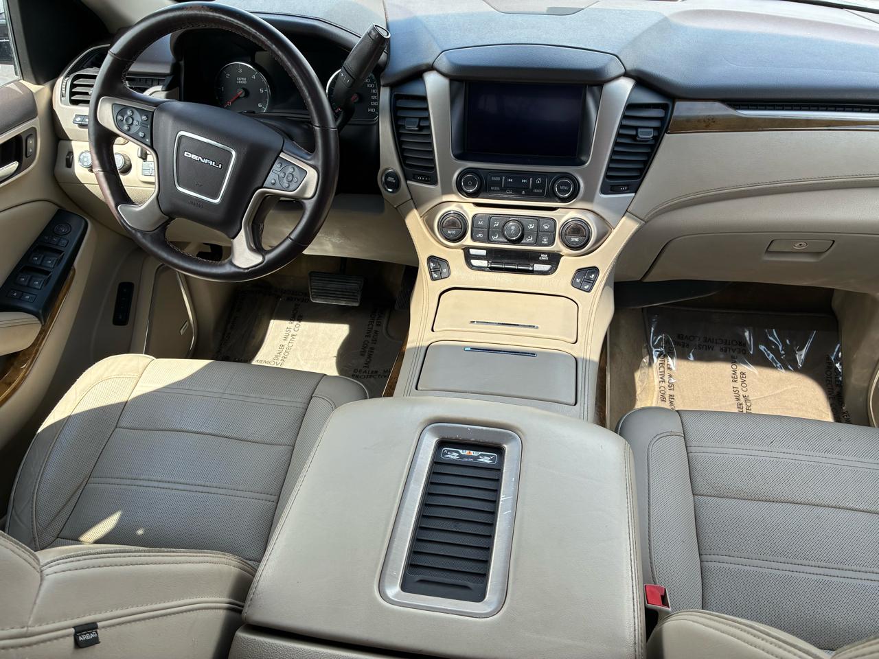 GMC Yukon XL Denali 4WD 2017