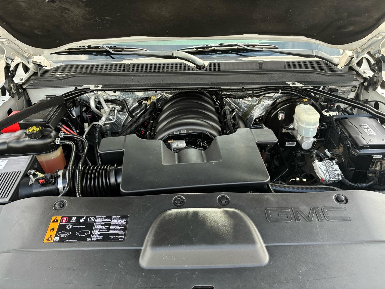 GMC Yukon XL Denali 4WD 2017