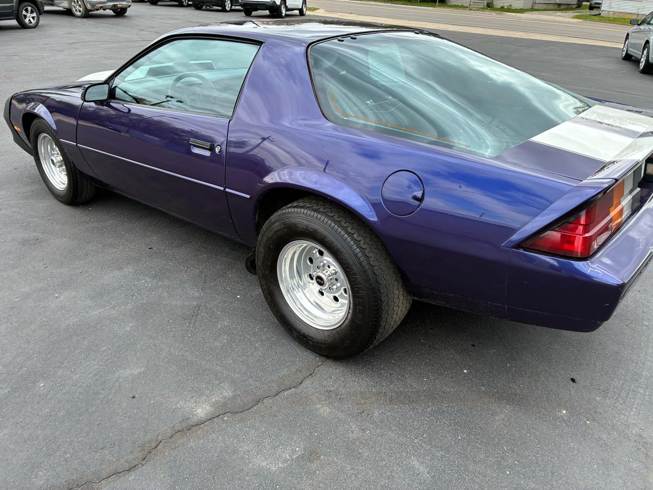 Chevrolet Camaro Base 1984