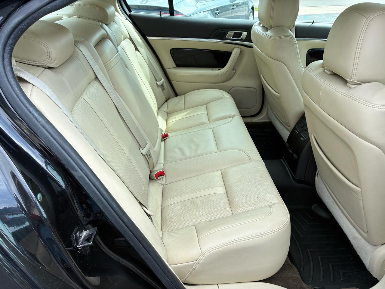 Lincoln MKS AWD 2015