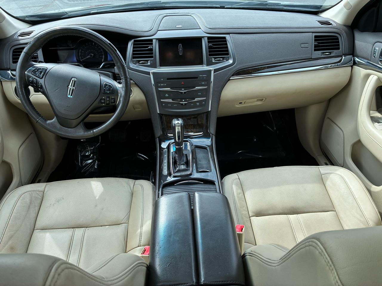 Lincoln MKS AWD 2015