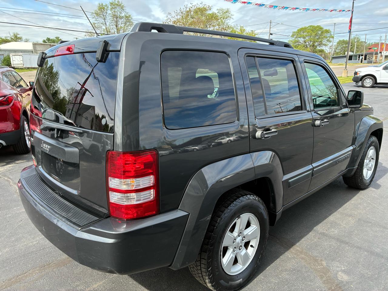 Jeep Liberty Sport 4WD 2010
