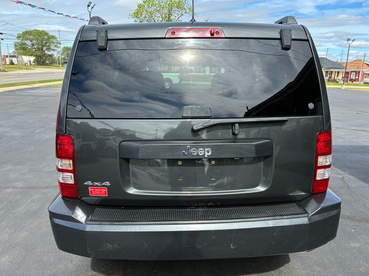 Jeep Liberty Sport 4WD 2010