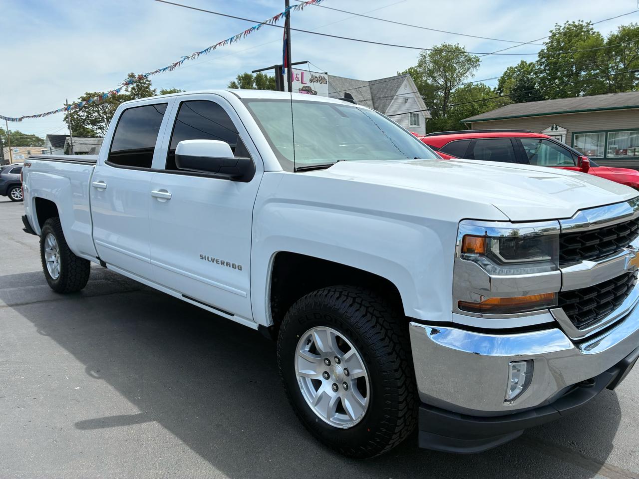Chevrolet Silverado 1500 2LT Crew Cab 4WD 2017