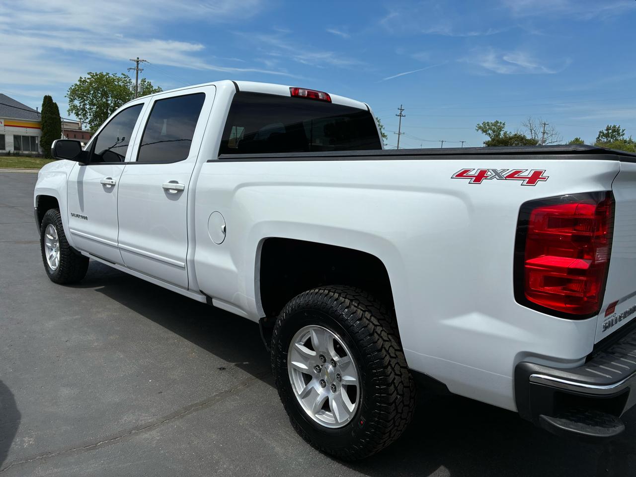 Chevrolet Silverado 1500 2LT Crew Cab 4WD 2017