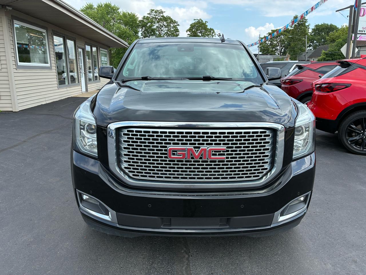 GMC Yukon XL Denali 4WD 2016
