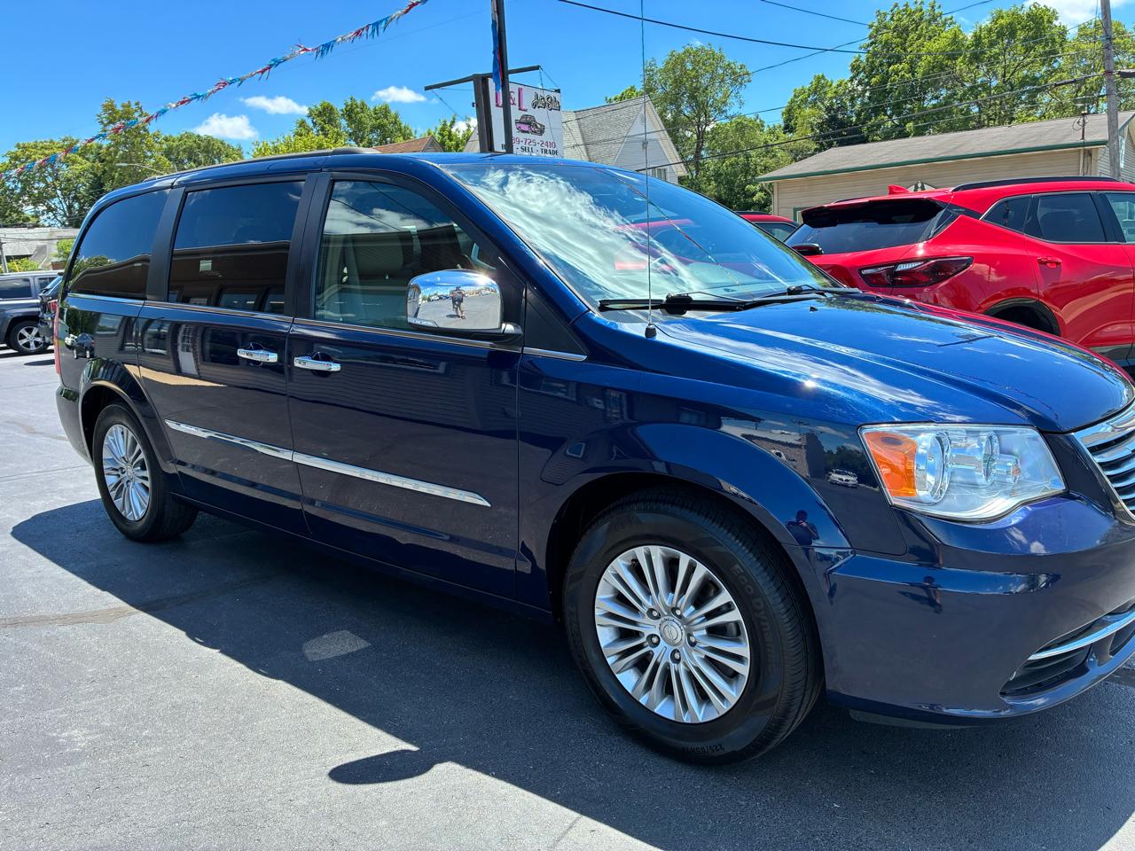 Chrysler Town & Country Touring-L 2015