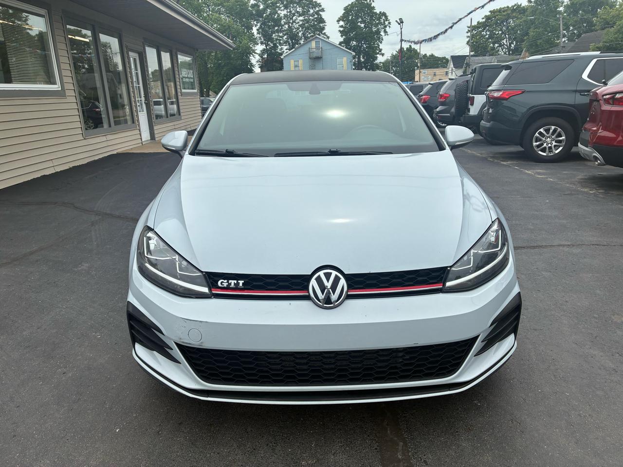 Volkswagen Golf GTI SE 6A 4-Door 2018