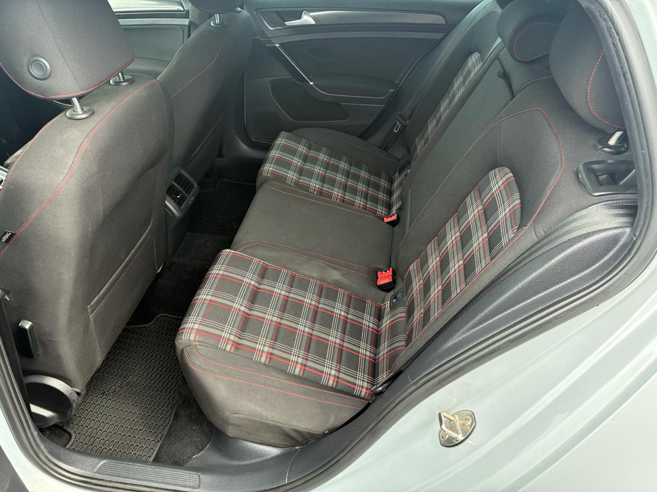 Volkswagen Golf GTI SE 6A 4-Door 2018