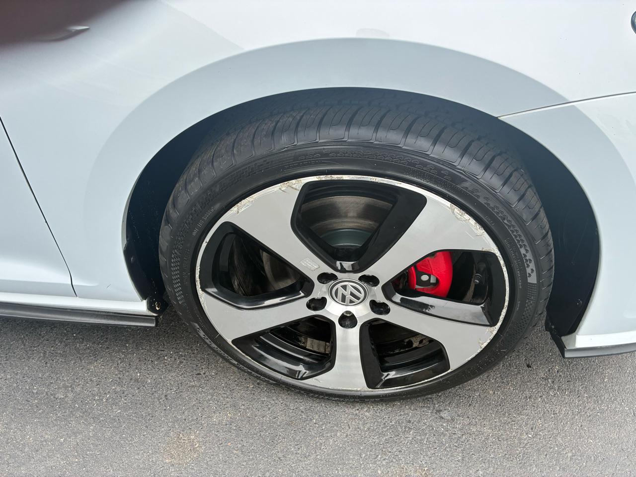 Volkswagen Golf GTI SE 6A 4-Door 2018