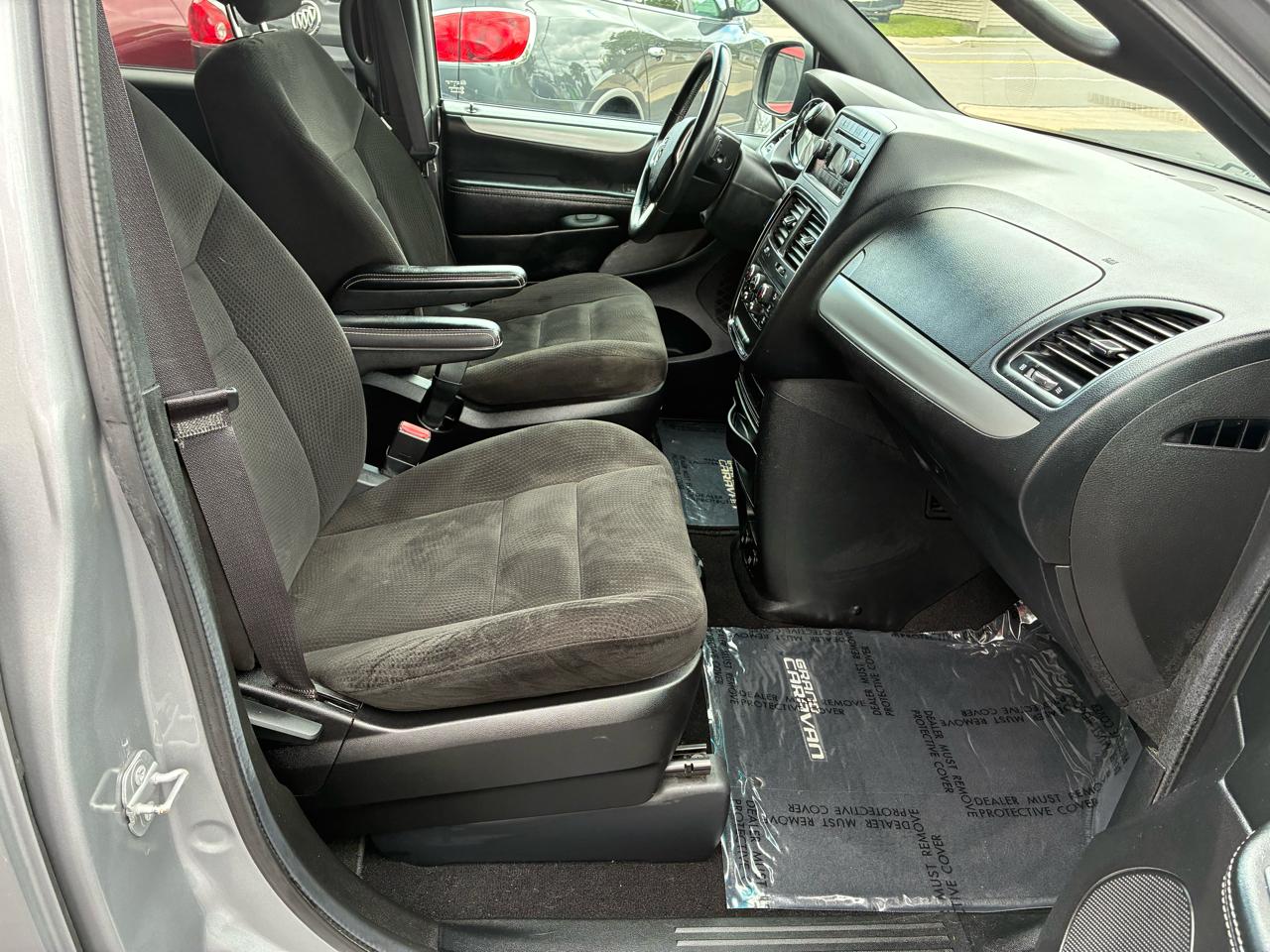 Dodge Grand Caravan SE 2015