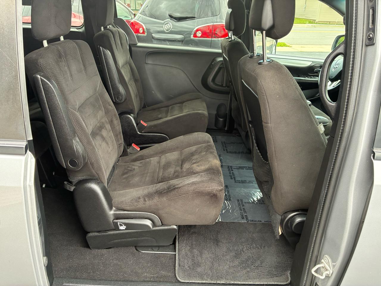 Dodge Grand Caravan SE 2015