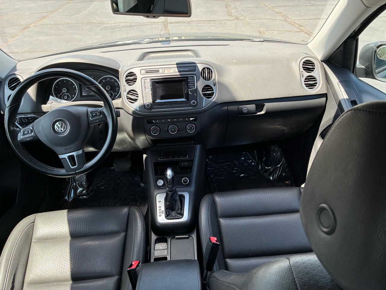 Volkswagen Tiguan SE 2016