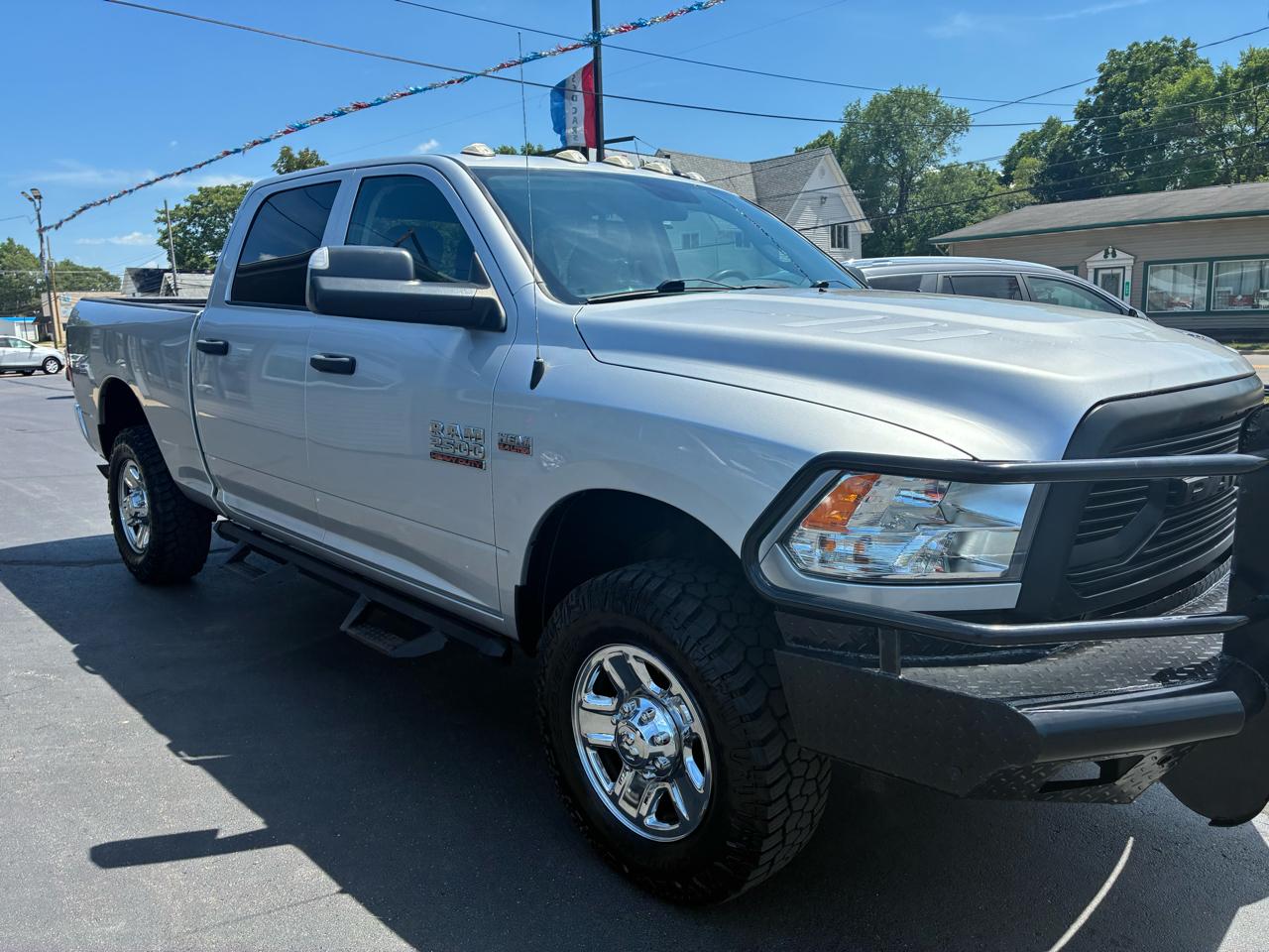 RAM 2500 Tradesman Crew Cab SWB 4WD 2018