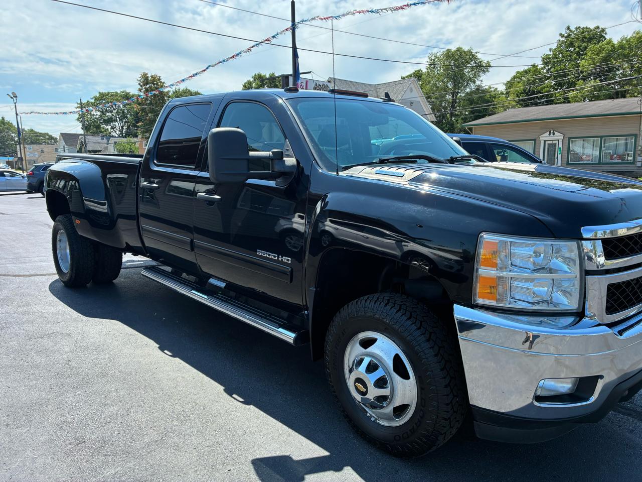 Chevrolet Silverado 3500HD LT Crew Cab 4WD 2013