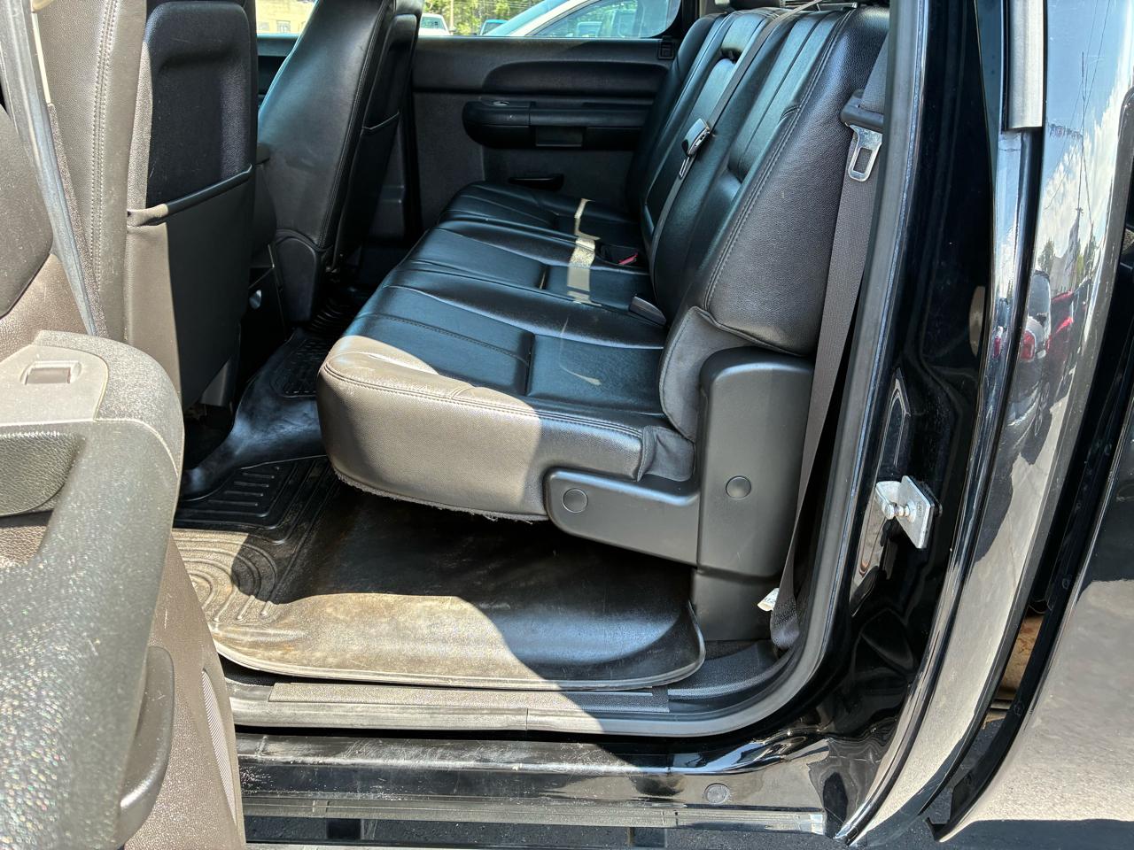 Chevrolet Silverado 3500HD LT Crew Cab 4WD 2013