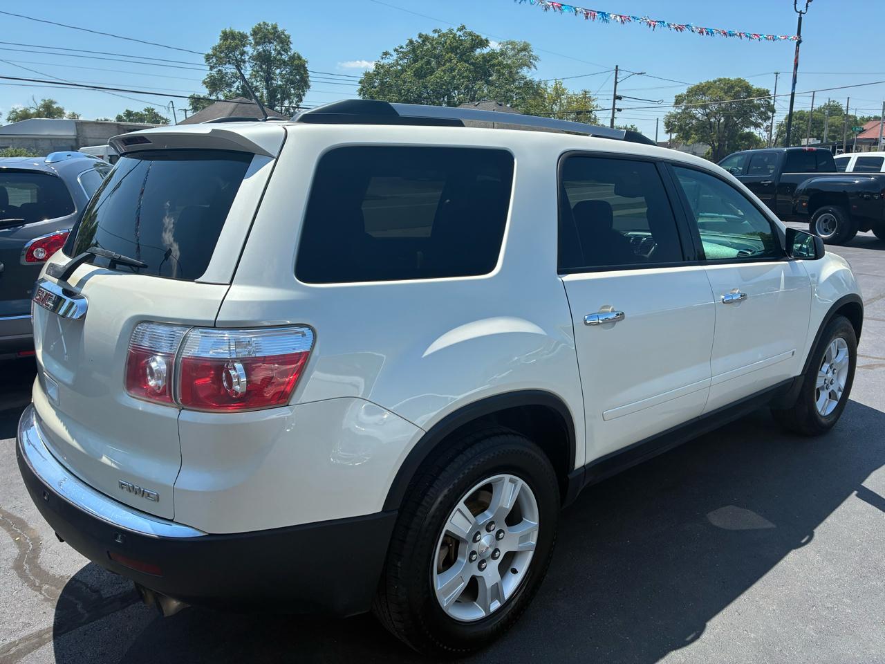 GMC Acadia SLE AWD 2010