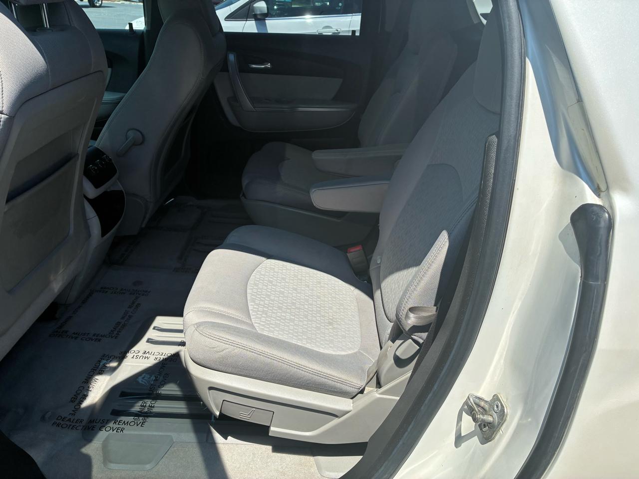 GMC Acadia SLE AWD 2010