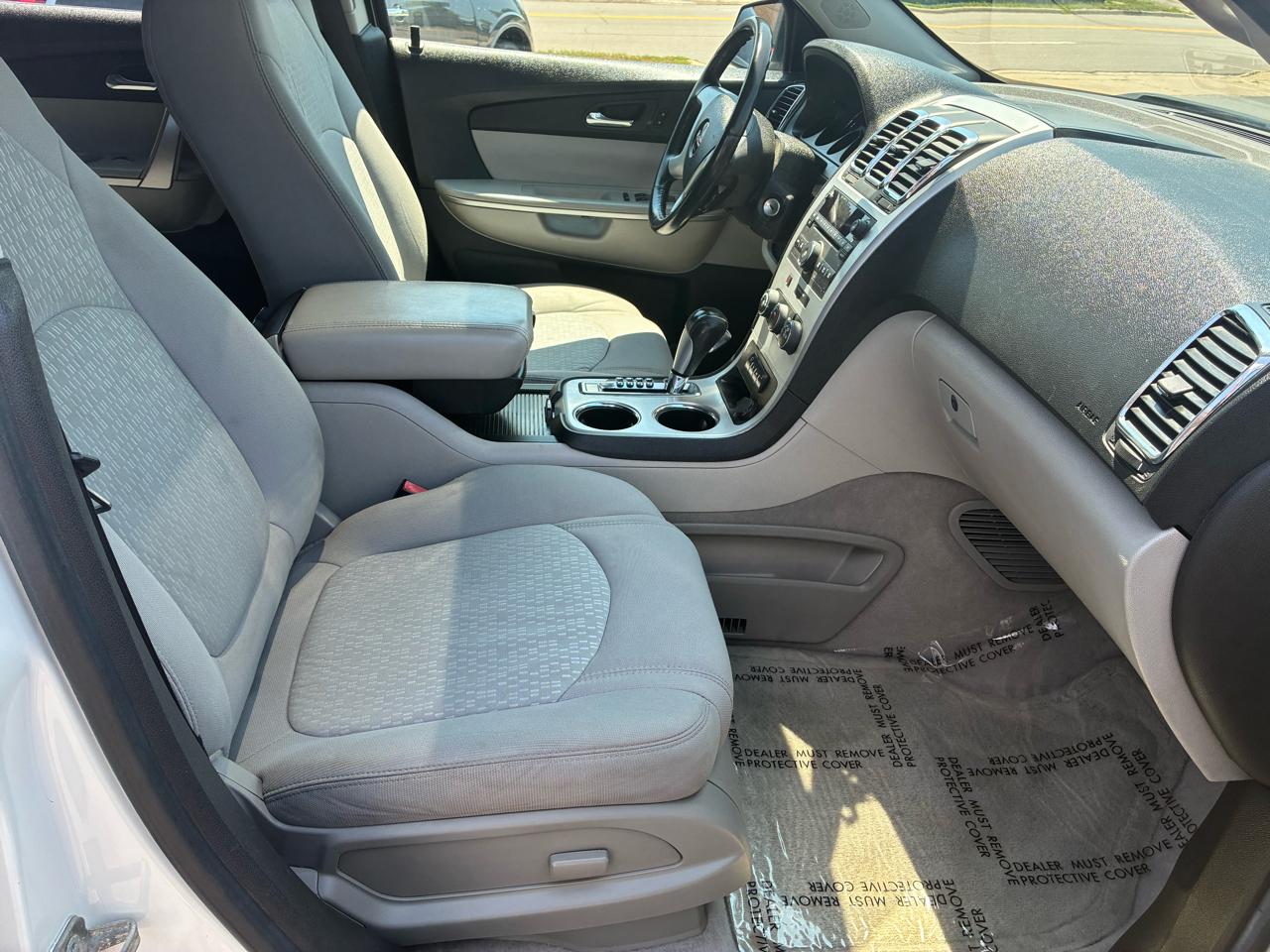 GMC Acadia SLE AWD 2010